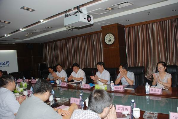 調(diào)整大小 2、隧道院董事長(zhǎng)趙晉友對(duì)我院董事長(zhǎng)、總經(jīng)理一行的到來(lái)表示歡迎.JPG