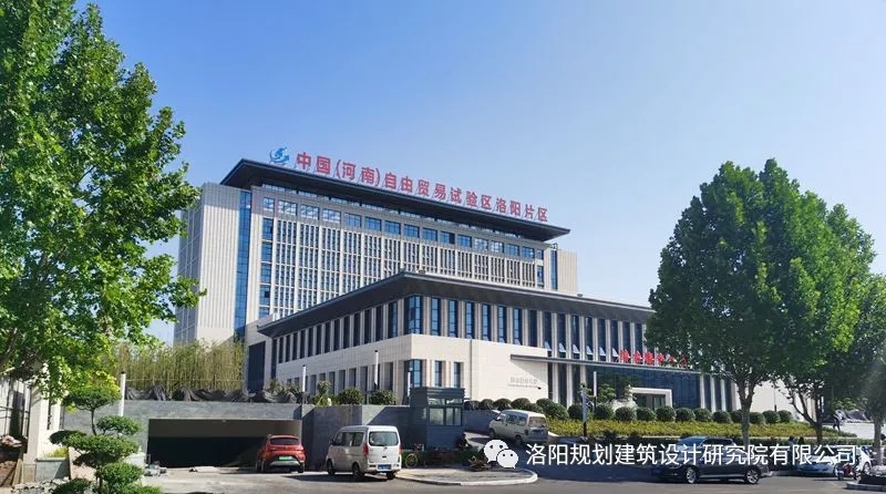 1595992712120312.jpg 640.webp (3).jpg