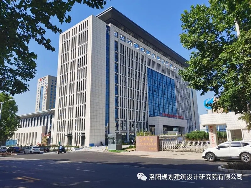 1595992813305912.jpg 640.webp (7).jpg